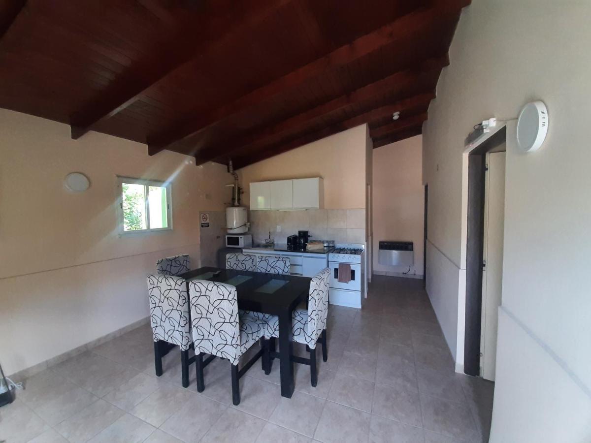Complejo De Cabanas Atrapasuenos El Calafate Ngoại thất bức ảnh