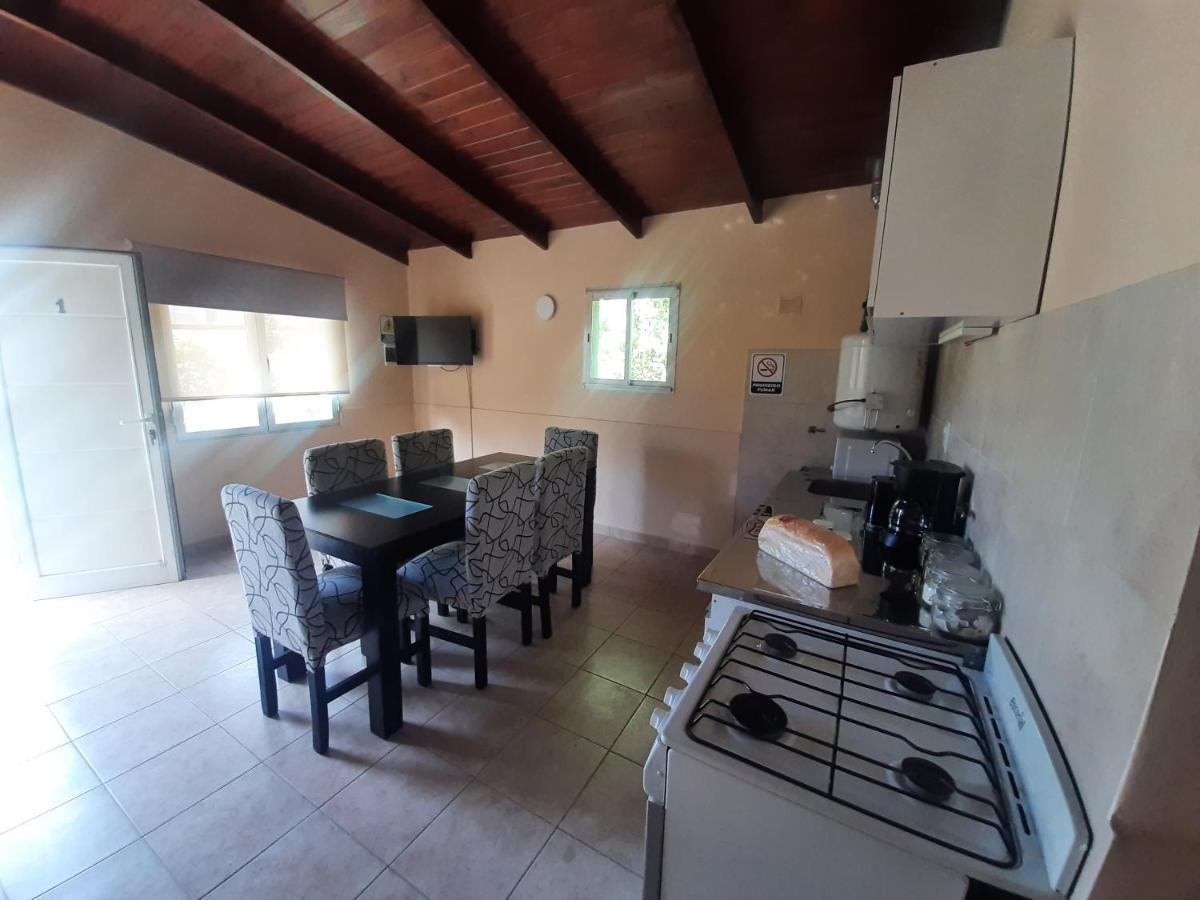Complejo De Cabanas Atrapasuenos El Calafate Ngoại thất bức ảnh